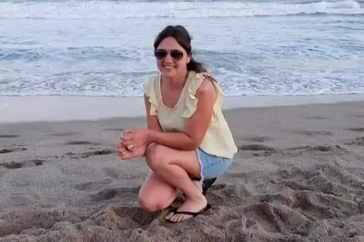 Despidieron a Sole Lacuadra, la joven de 30 años que luchaba contra una enfermedad