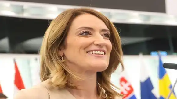 PARLAMENTO EUROPEO instala nuevo período y reelige a Roberta Metsola como presidenta