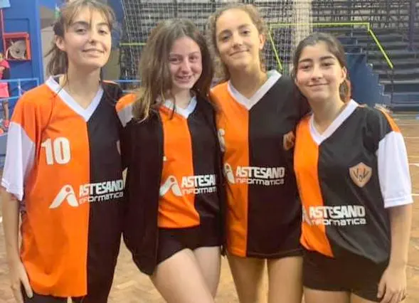 Bronce en el Provincial de cestobol