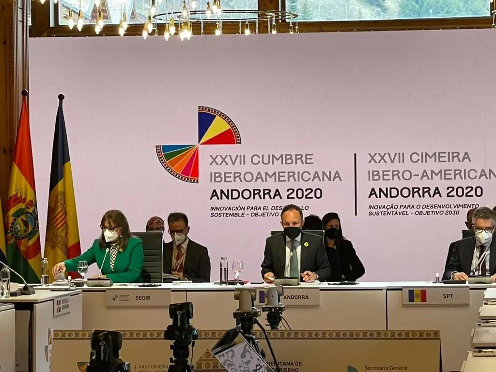 Presidentes cargan contra Maduro en la Cumbre Iberoamericana y piden abogar por la democracia