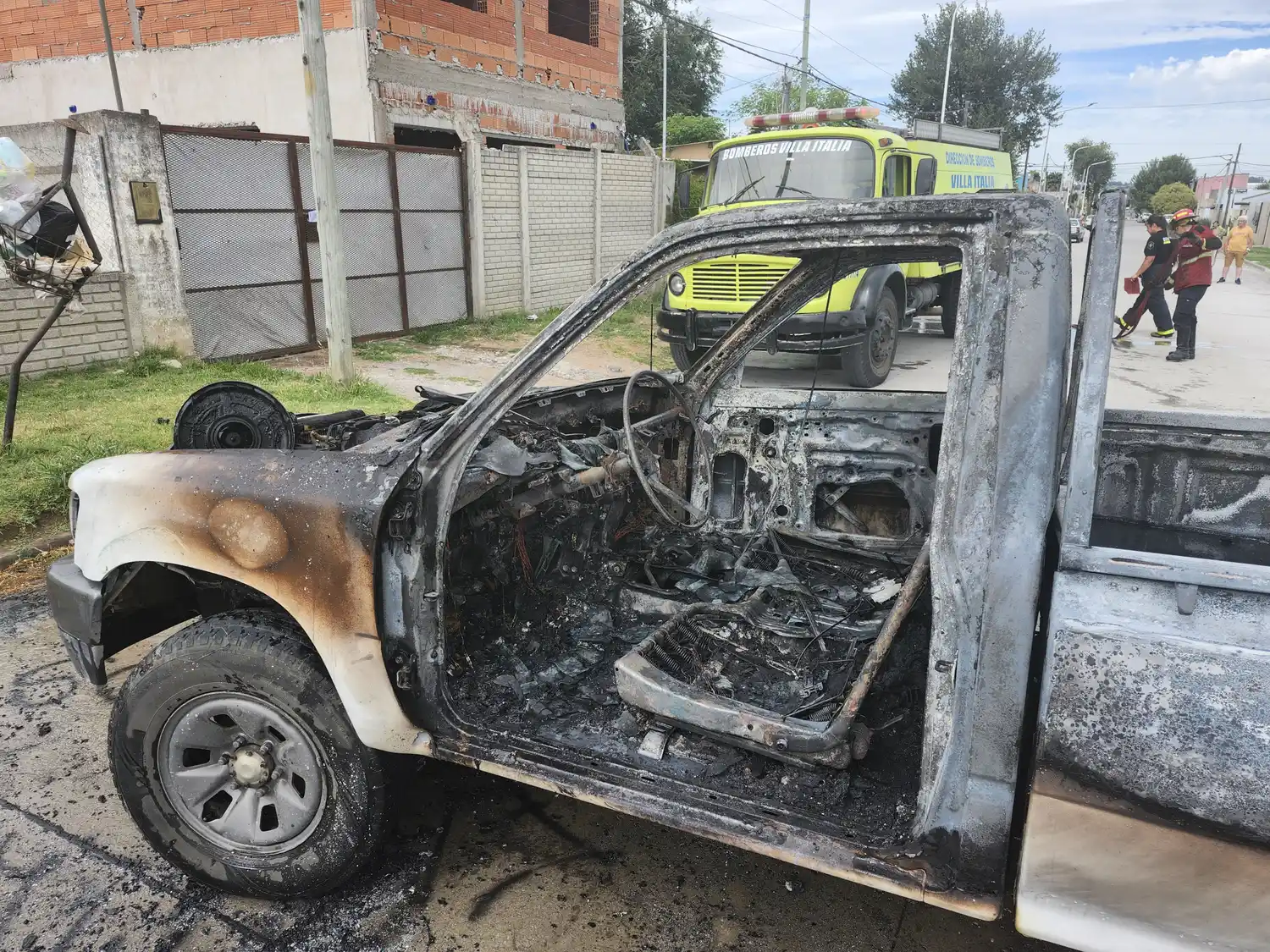 incendio camioneta villa italia - 3