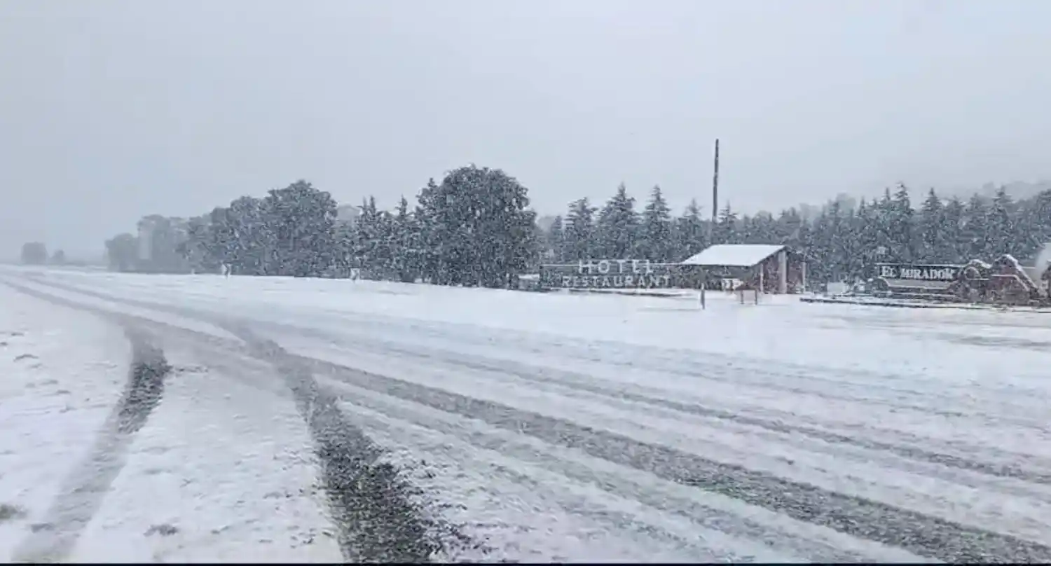 La ciclogénesis llegó con nieve en Sierra de la Ventana, Tornquist y Bahía Blanca