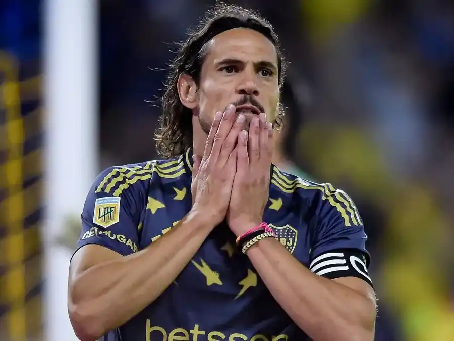 cavani  boca lesion  superclasico