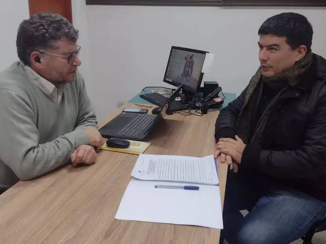 Firma de convenio entre el Círculo de Suboficiales de la Policía Federal Argentina (PFA) y la Universidad Tecnológica Nacional – Facultad Regional Venado Tuerto. Foto: Gentileza UTN FRVT