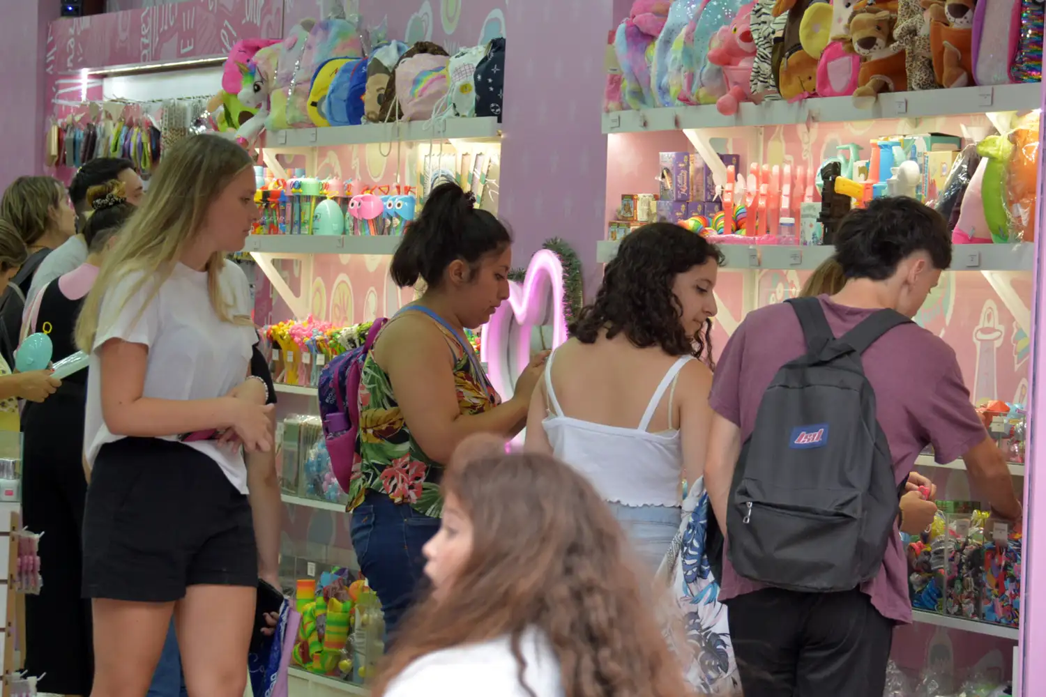 Nueva caída de las ventas minoristas pyme, según CAME.