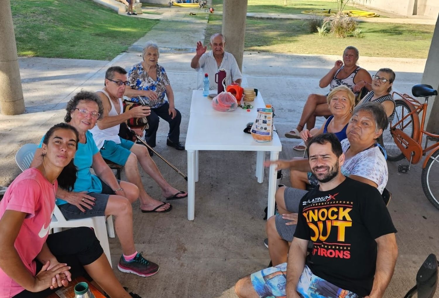 Plazas PAMI en Rufino: abuelos a la naturaleza