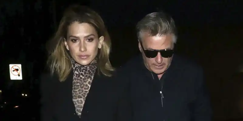 Alec Baldwin le da la bienvenida a su sexto hijo