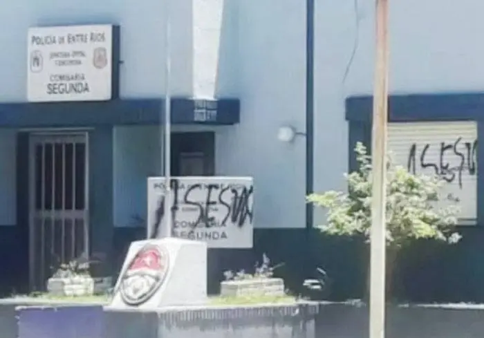 �SNo ocultamos ni protegemos ningún tipo de abuso policial⬝