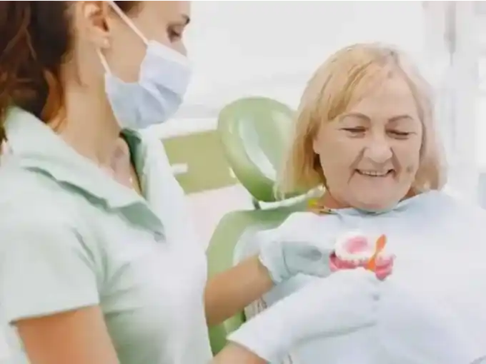 El Plan Sonrisa Mayor de PAMI garantiza atención odontológica gratuita para jubilados y pensionados
