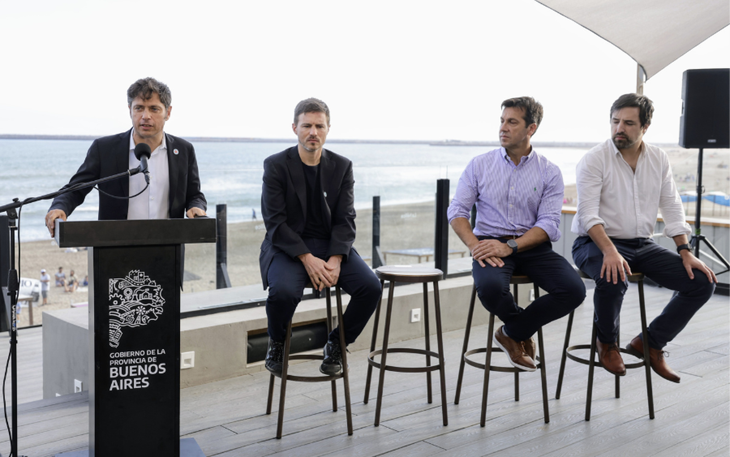 Kicillof cerró las conferencias de verano en Necochea: "Fue Milei el que destruyó la temporada"