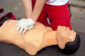 Curso gratuito de RCP en el balneario Los Ángeles