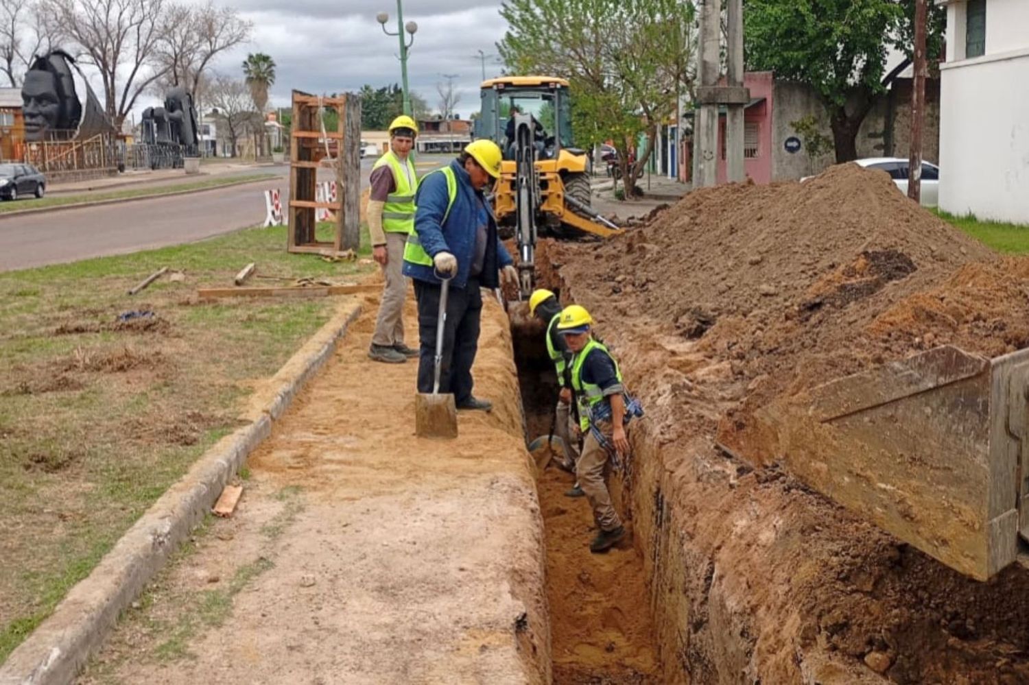 Comenzó la ampliación de 1200 metros de cañería de agua potable en Gualeguaychú