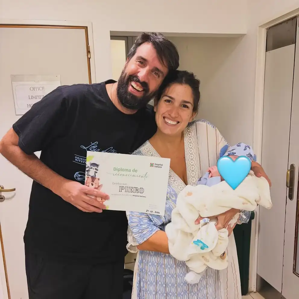 El periodista deportivo mostró su faceta más íntima y agradecida al compartir la recuperación de su hijo Piero en redes sociales