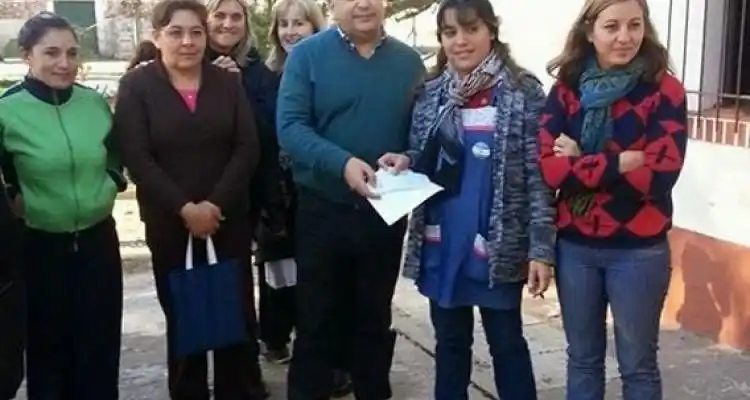 Monfasani donó 140 mil pesos a 14 instituciones