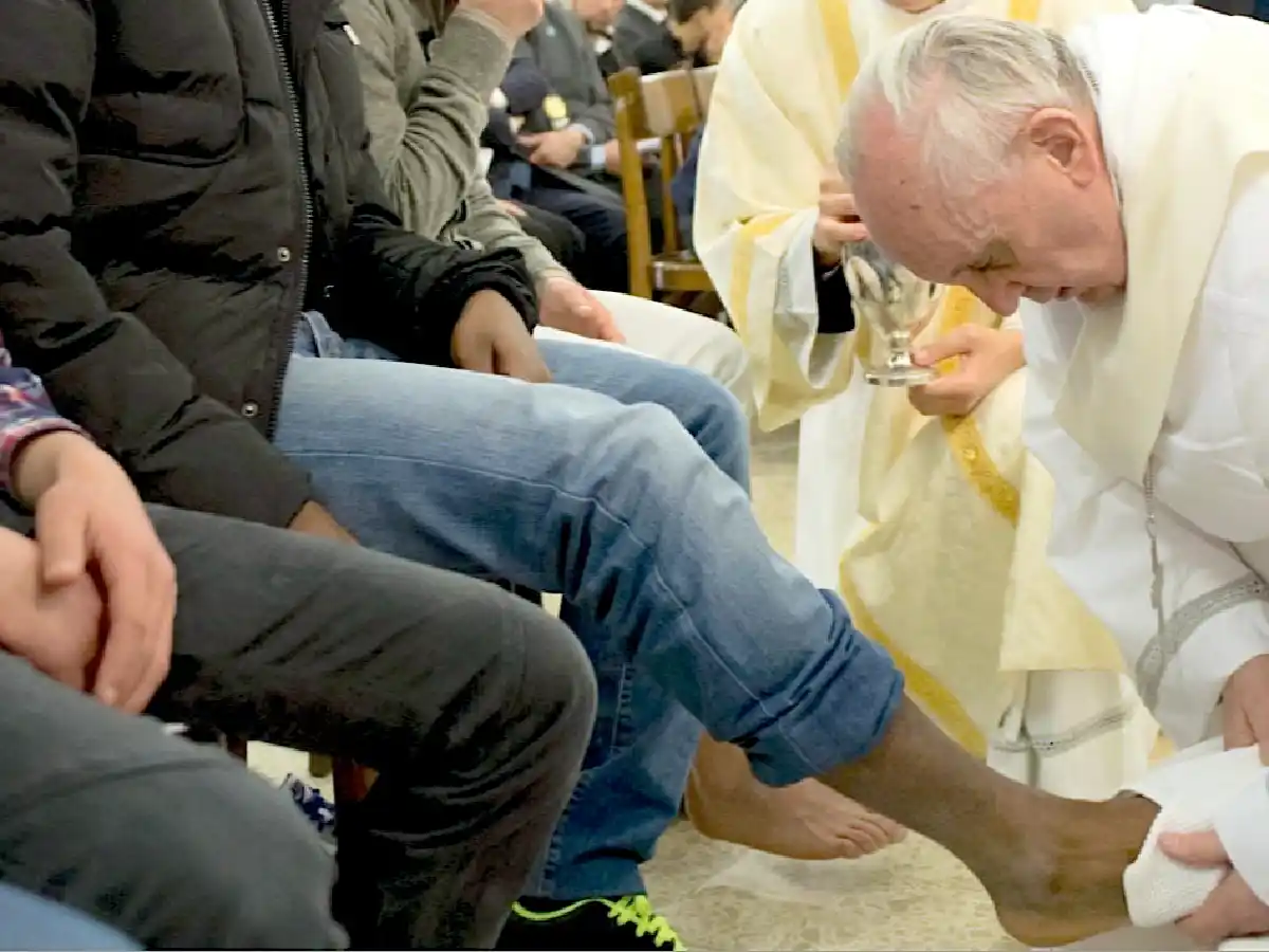 El papa Francisco renunció al lavado de pies del Jueves Santo