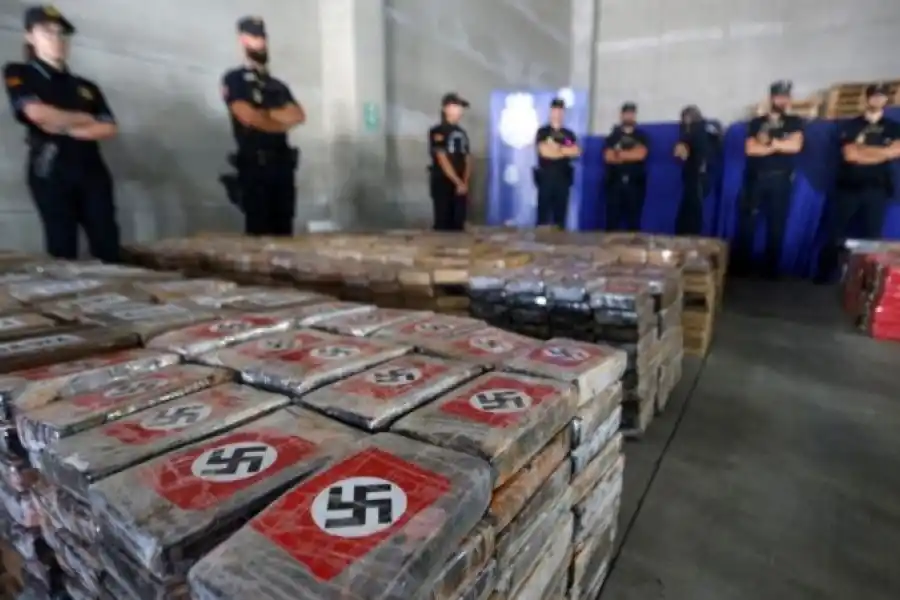 Incautaron casi 10 mil kilos de cocaína escondidos en cargamentos de bananas de Ecuador