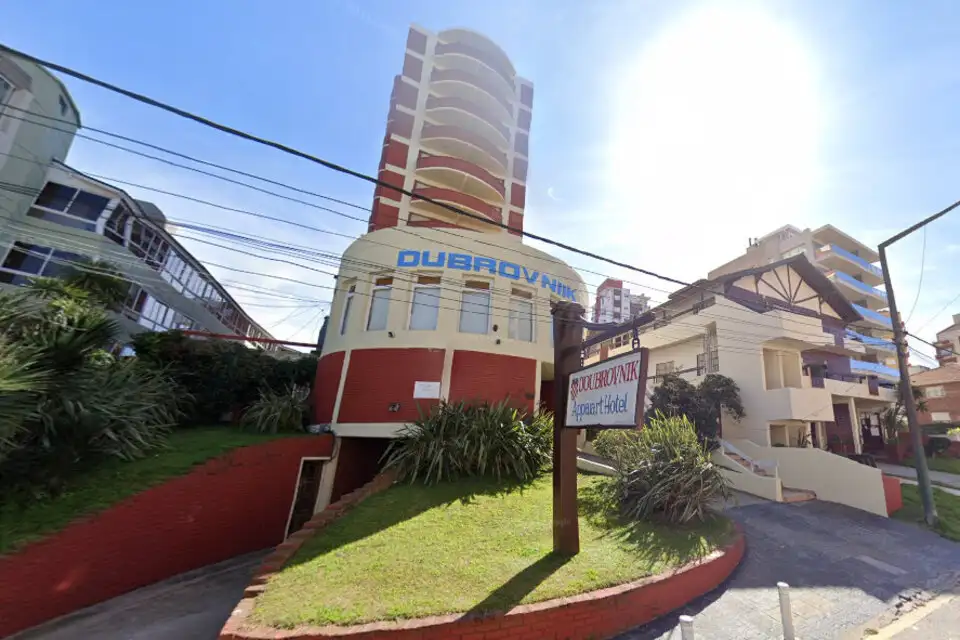 derrumbe hotel villa gesell - 2
