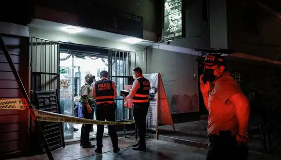 ¡EN PLENA BARBERÍA! Sicarios acaban con la vida de un venezolano en Lima