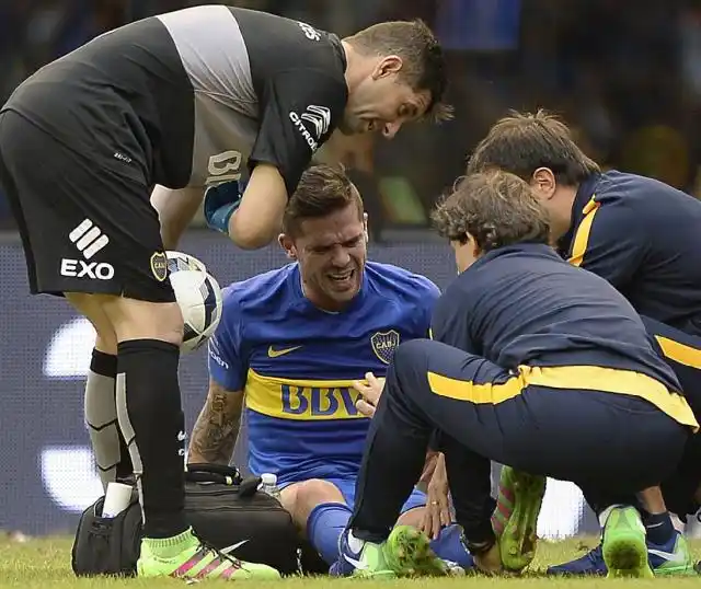 Las lesiones, un karma que acosa a Gago desde su regreso al Xeneize