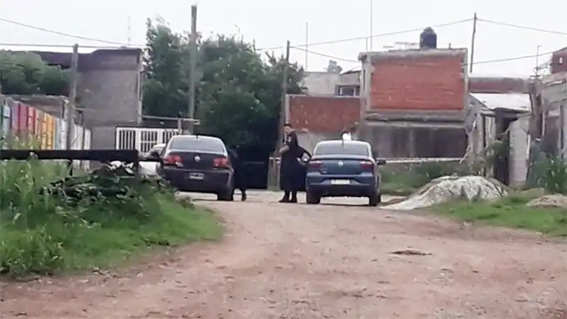 Una insólita discusión entre dos vecinos terminó con ambos muertos