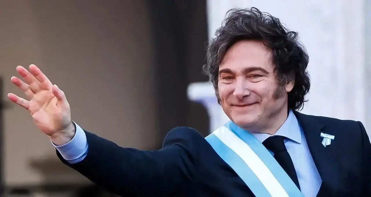 "Ahora el mundo va a ver dónde puede llegar un país lleno de argentinos", afirmó el presidente.