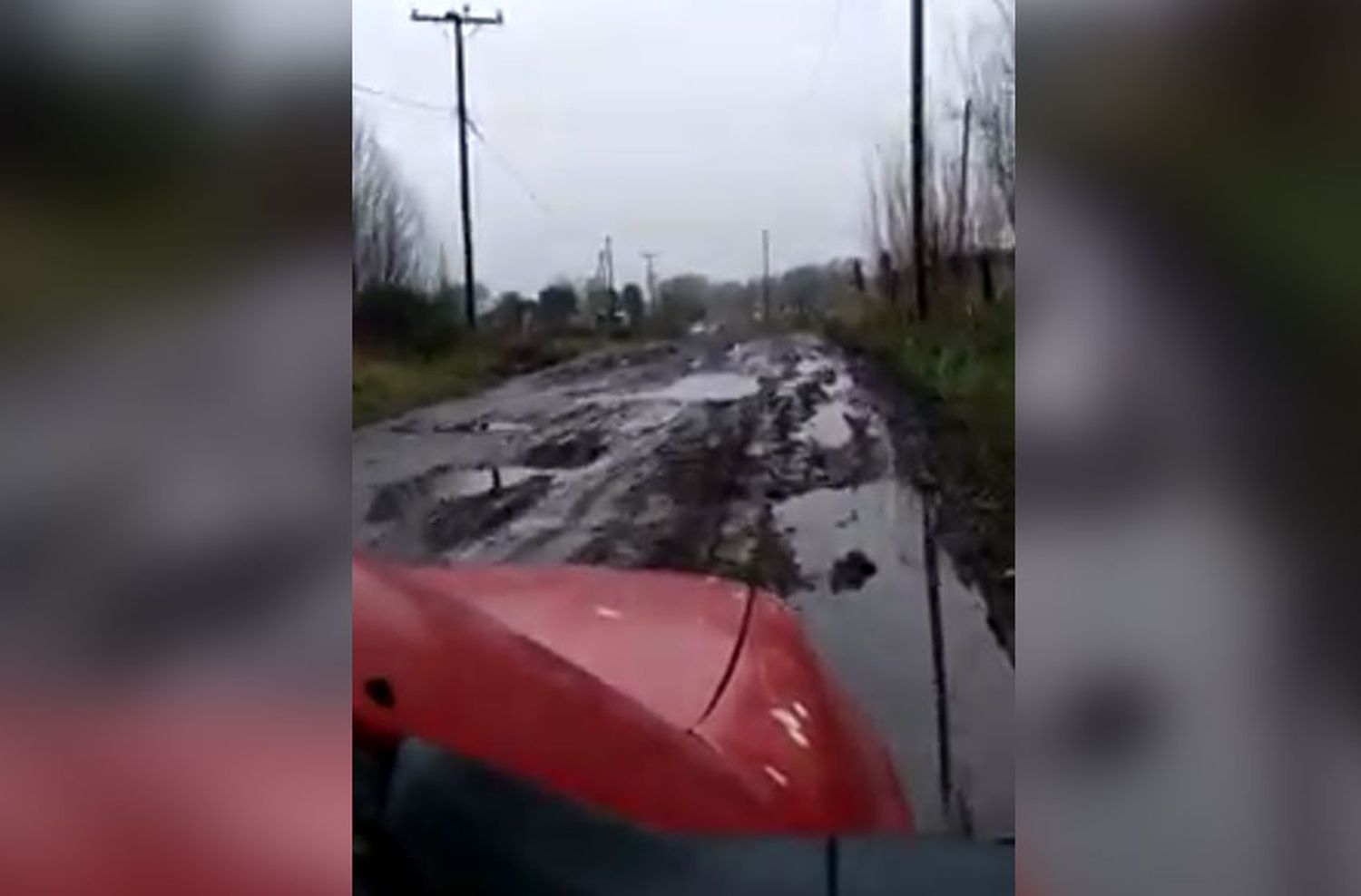 Video: las calles de Playa Serena se convirtieron en un barrial