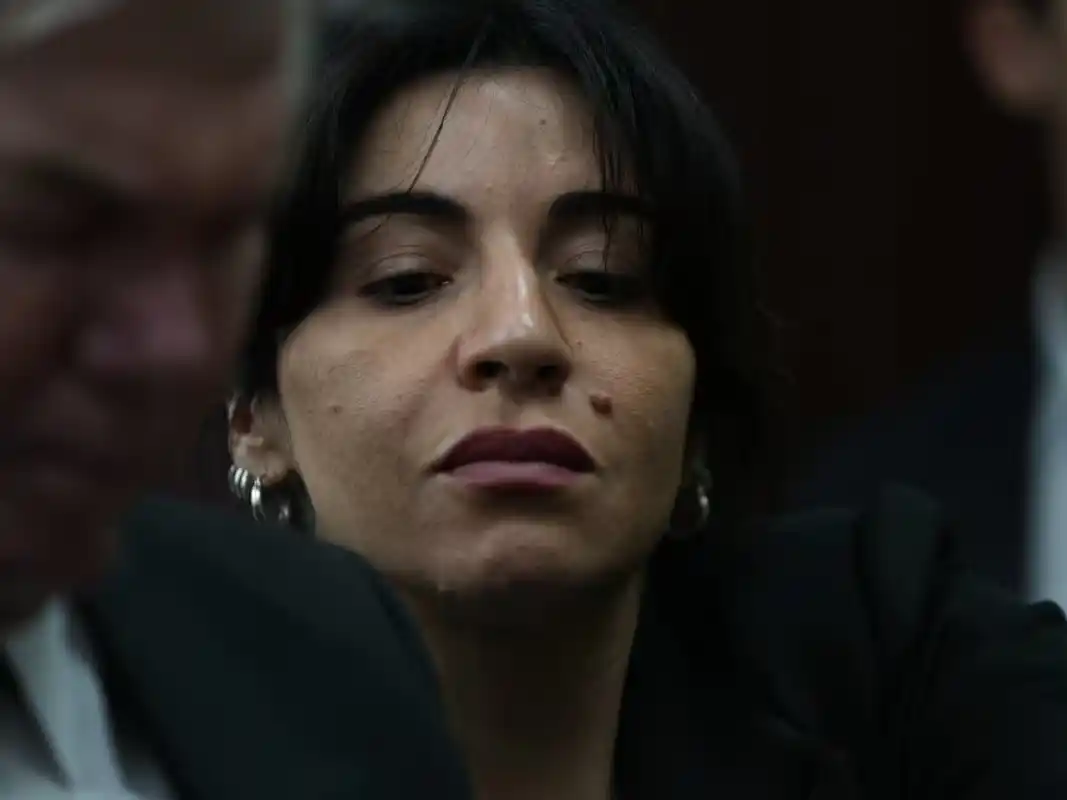 Gianinna Maradona se presenta como testigo en el juicio por la muerte de su padre. Foto: Rodrigo Abd – AP