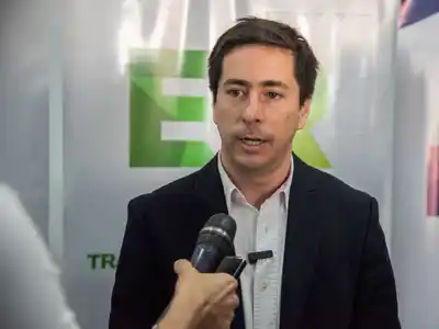 Colello: “Heredamos una deuda mala de más de 500 millones de dólares y los vencimientos caen en nuestra gestión”