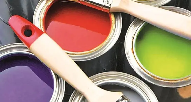 Dirección de Comisiones de Fomento donó pinturas