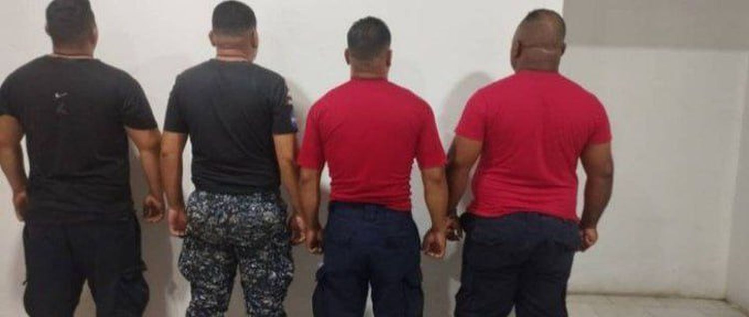 ¡ENTRE ELLOS UNA MUJER! DETIENEN A 6 PNB que extorsionaban a gerentes de encomiendas en Anzoátegui