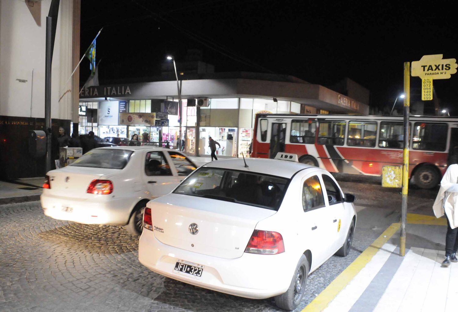 El Concejo Deliberante amplió la antigüedad para la habilitación y permanencia en el servicio de las unidades habilitadas como taxis y remises.