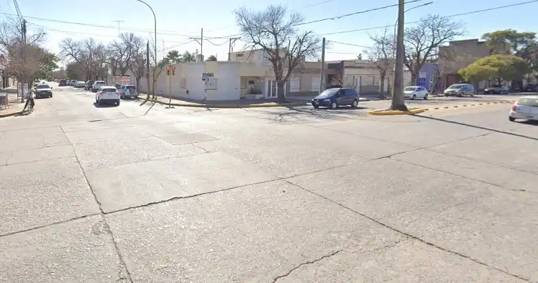 Bv. Roca y Bv. Buenos Aires.