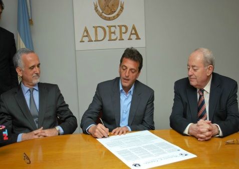 Ley de medios: Massa firmó la Declaración de Chapultepec por la libertad de prensa
