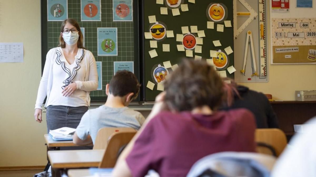 Trotta aseguró que las clases presenciales serán obligatorias