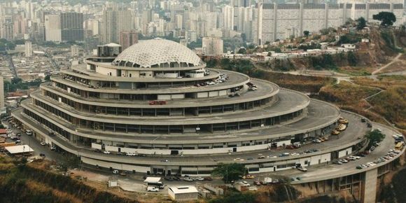 ¿Brote en El Helicoide? Un preso  hospitalizado tras contraer COVID-19