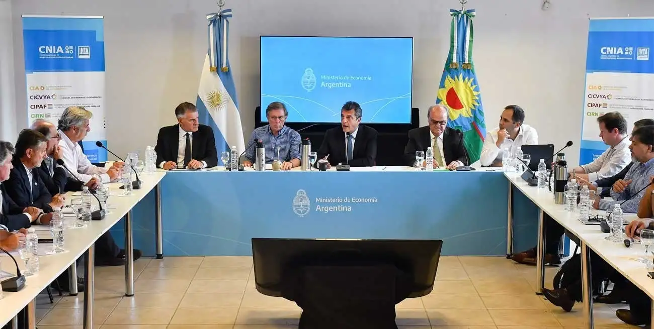 Por la seca: Massa prometió respuestas a la Mesa de Enlace a partir de febrero