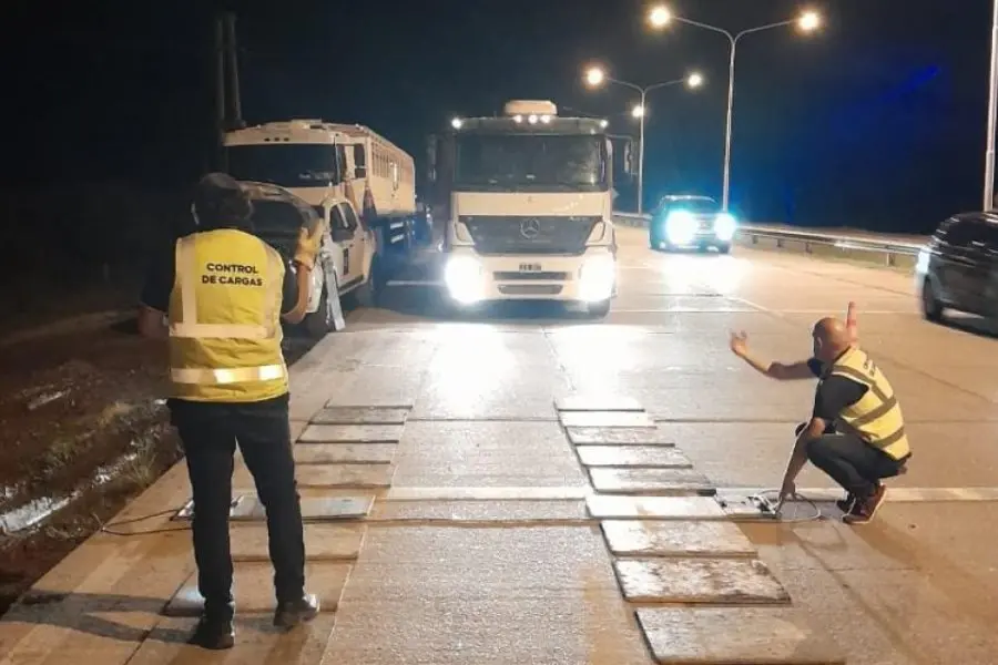 La Provincia labró 6 actas por excesos de cargas en el ingreso al Túnel Subfluvial