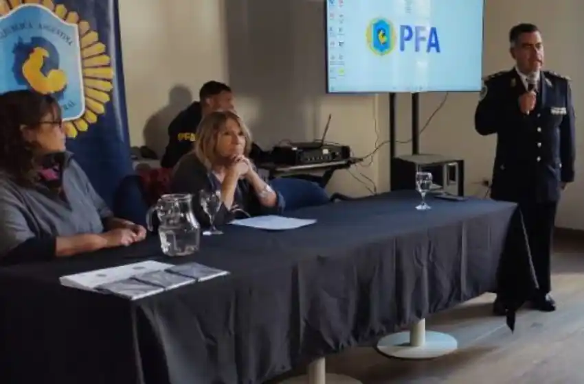 La Policía Federal y una jornada de lucha contra el maltrato infantil