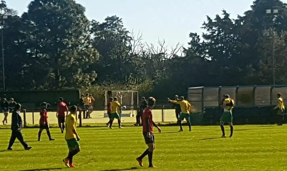 Una derrota en el final de la gira