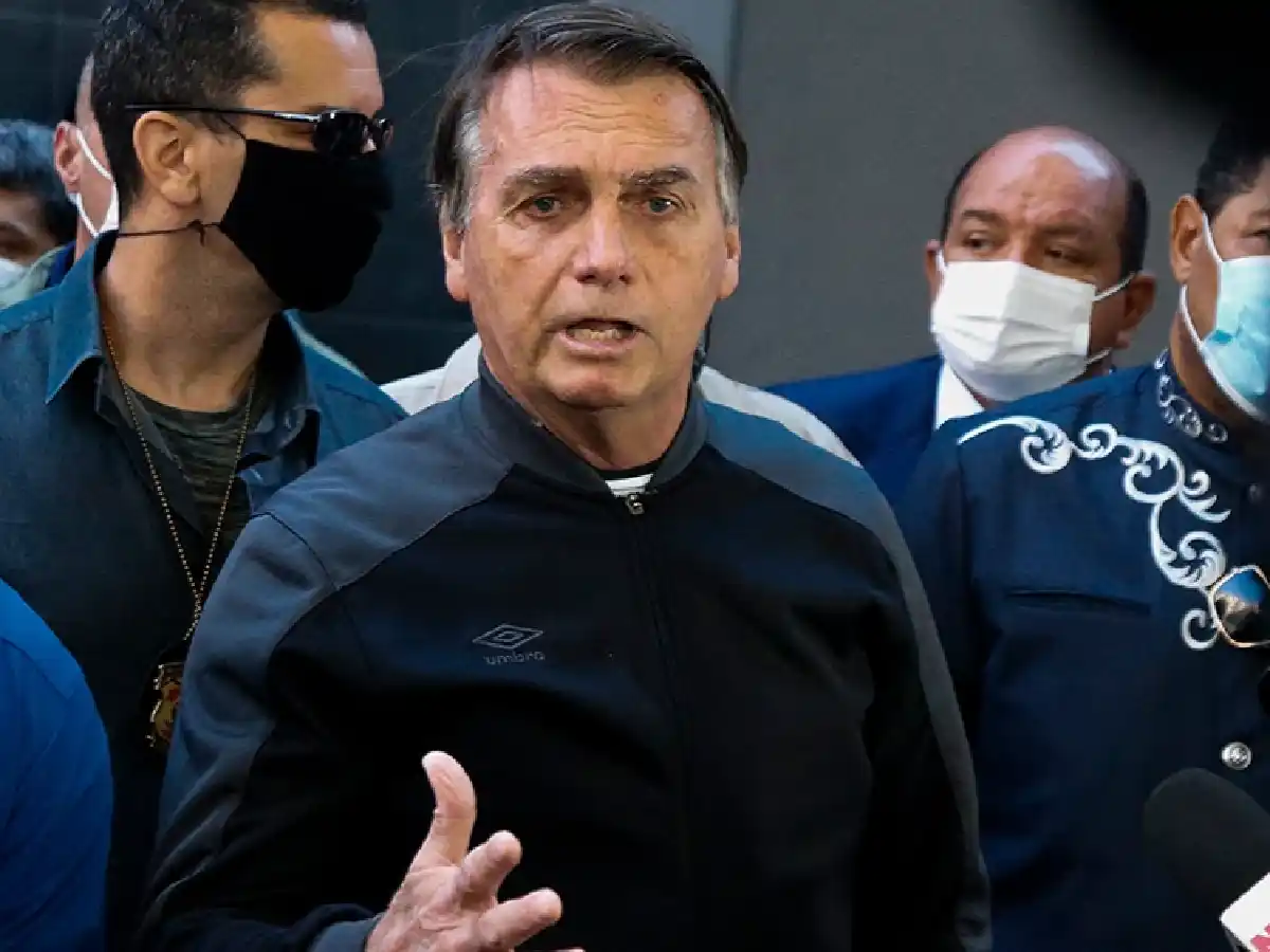 Bolsonaro se quejó de que gobernar no es fácil y anunció un cambio de gabinete