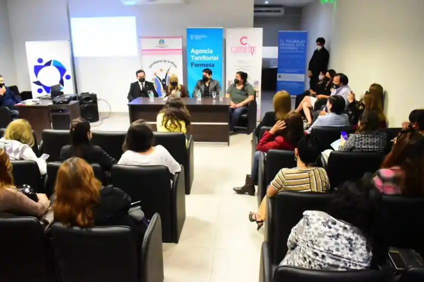 Reunión de trabajo sobre el programa “Te sumo”