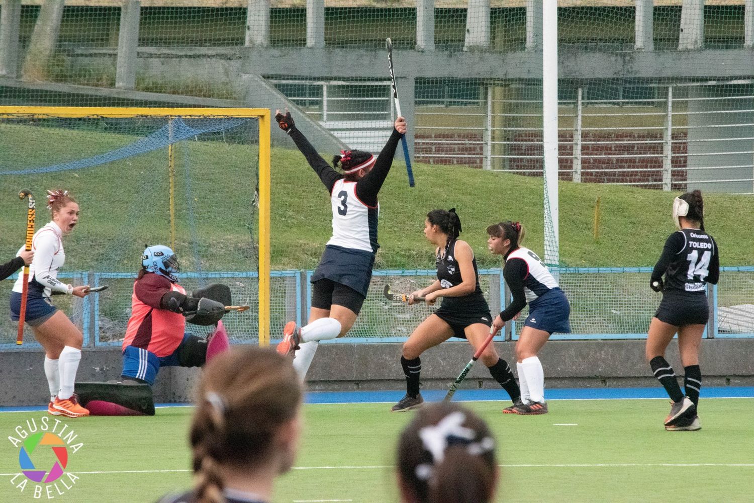 Doble presentación del equipo femenino de MDQ 06 HC