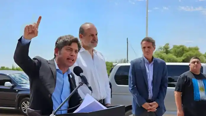 Kicillof dijo que “Milei armó un caos electoral” y no descartó desdoblar los comicios bonaerenses