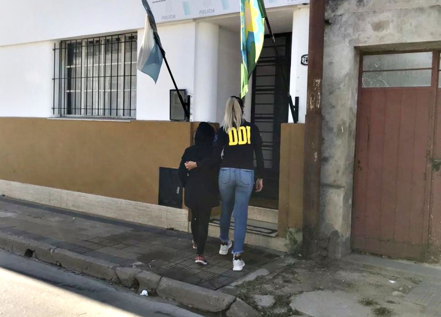 Río Tala: la adolescente que se fue de su casa no está embarazada y quedó bajo la guarda de un hermano
