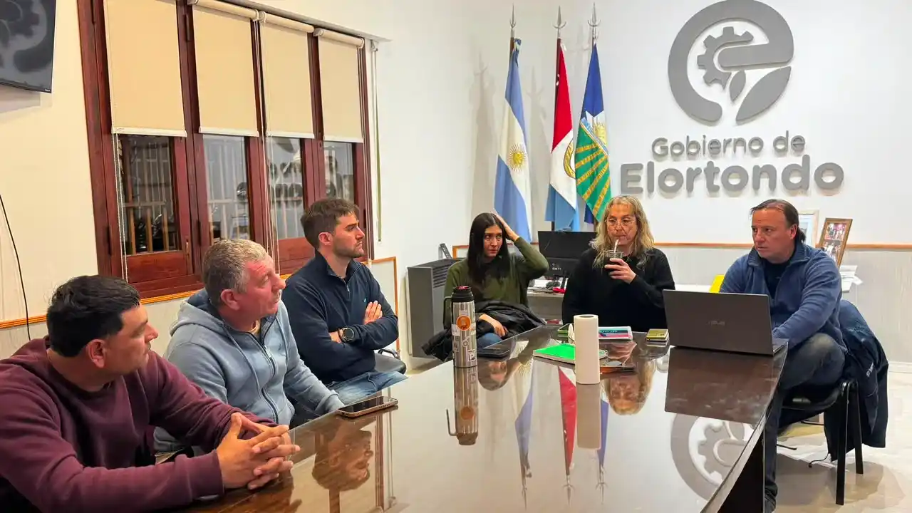 Reunión de Protección Civil en Elortondo.