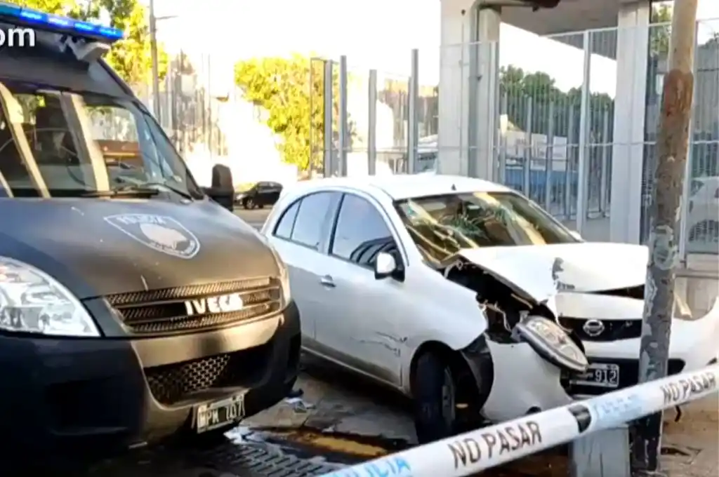 Persecución policial y choque