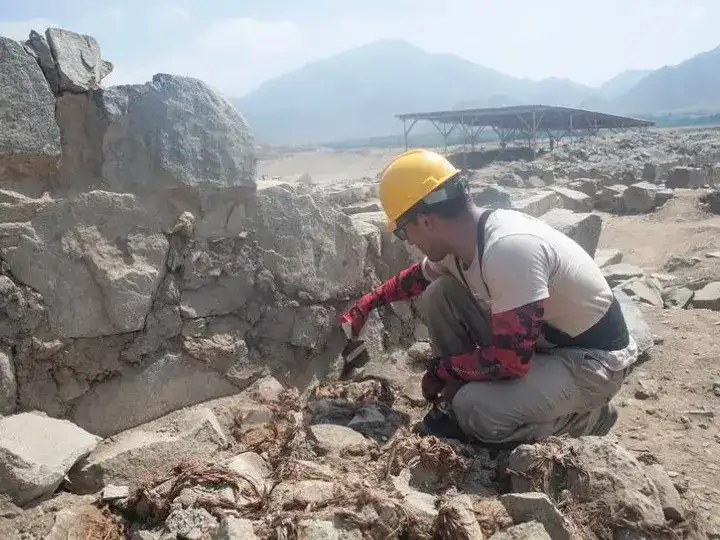 Trabajo de arqueólogos chinos en Sudamérica