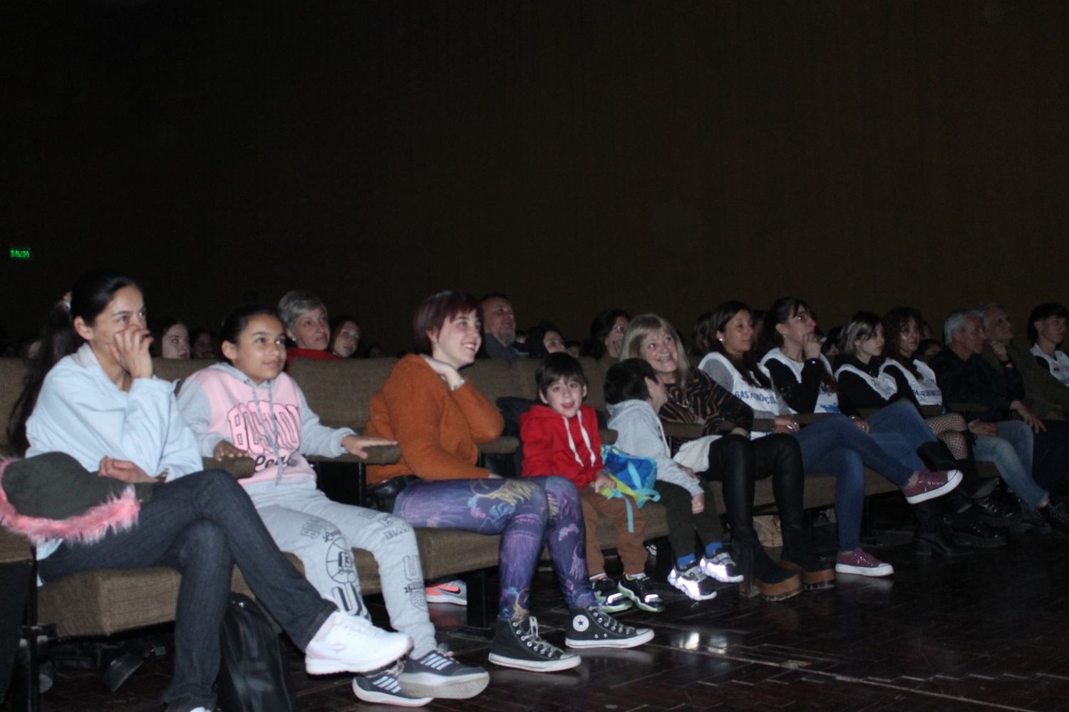 Los hijos de los gastronómicos festejaron su día en el teatro
