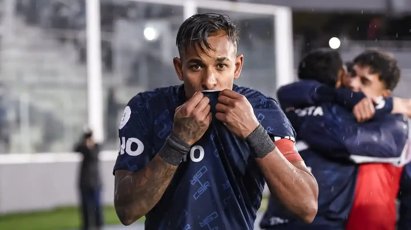 Sebastián Villa.