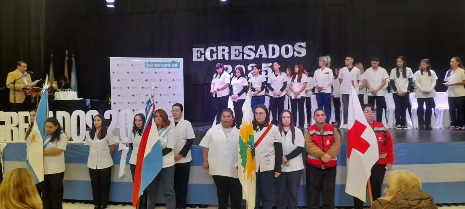 Beatriz Abrahan destacó el crecimiento académico y la rápida salida laboral de los egresados de Cruz Roja Gualeguay